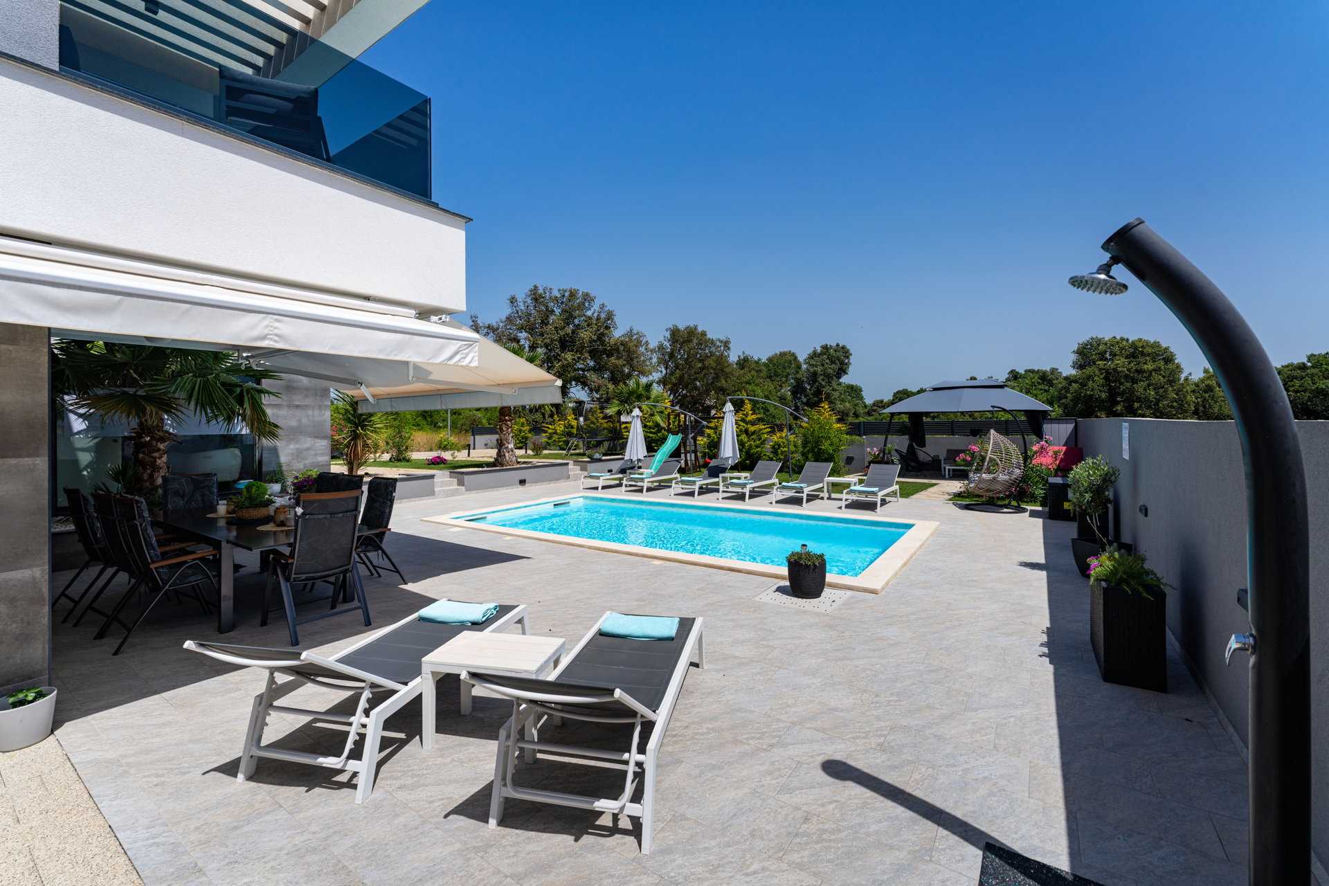 Villa Aura Prima with Pool