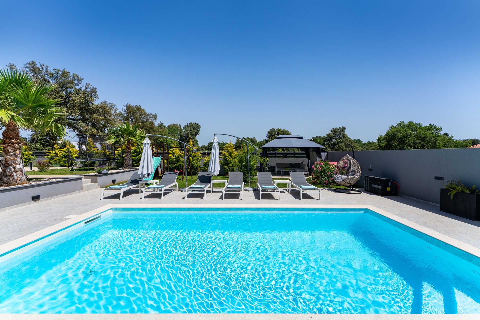 Villa Aura Prima with Pool