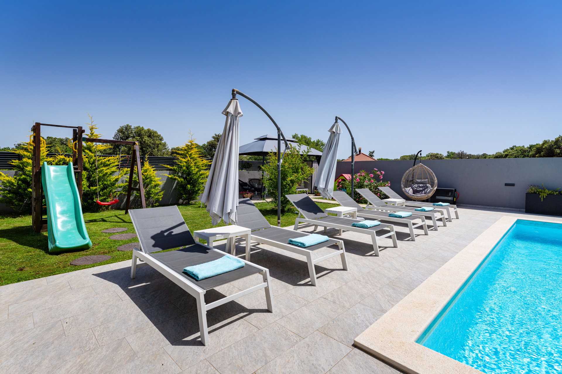 Villa Aura Prima with Pool