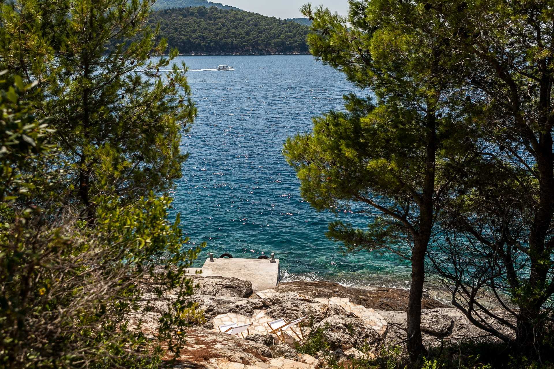 Beachfront Villa Modus Vivendi with Pool