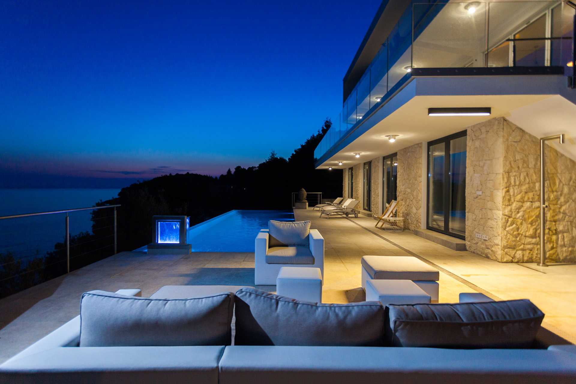 Beachfront Villa Modus Vivendi with Pool