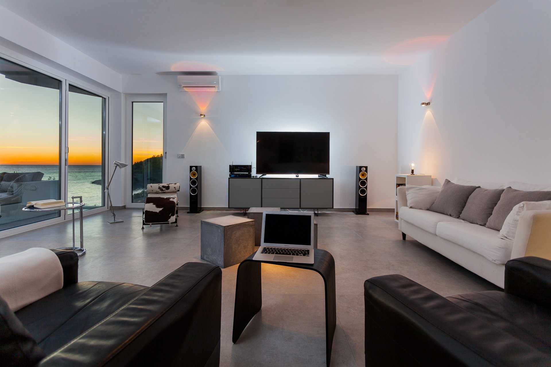 Beachfront Villa Modus Vivendi with Pool