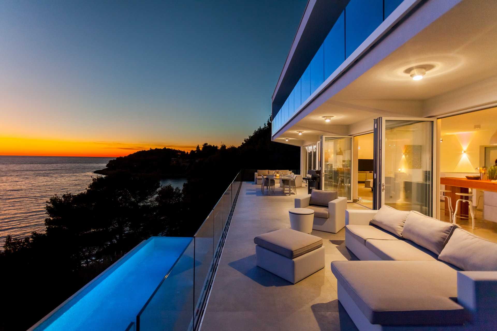Beachfront Villa Modus Vivendi with Pool