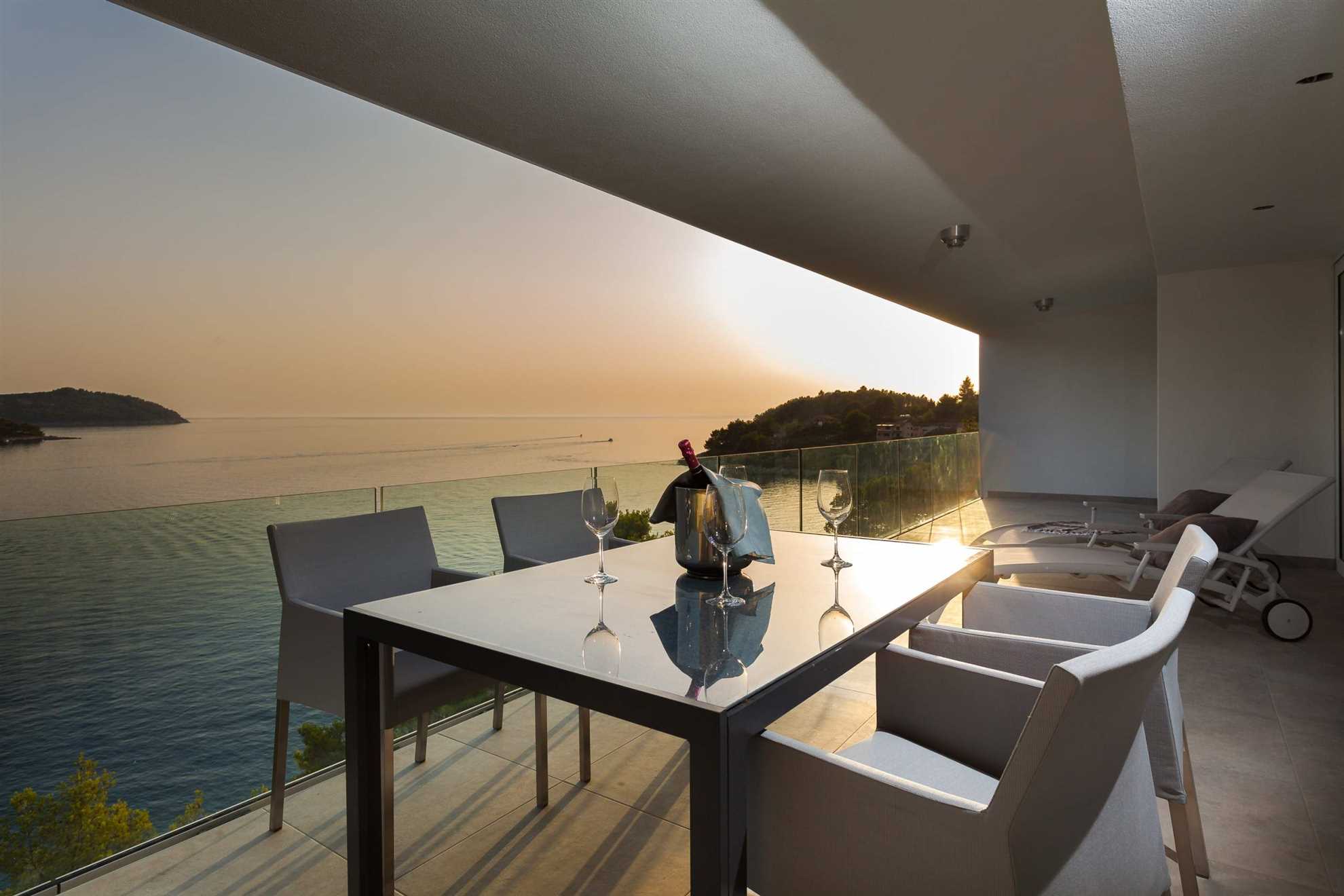 Beachfront Villa Modus Vivendi with Pool