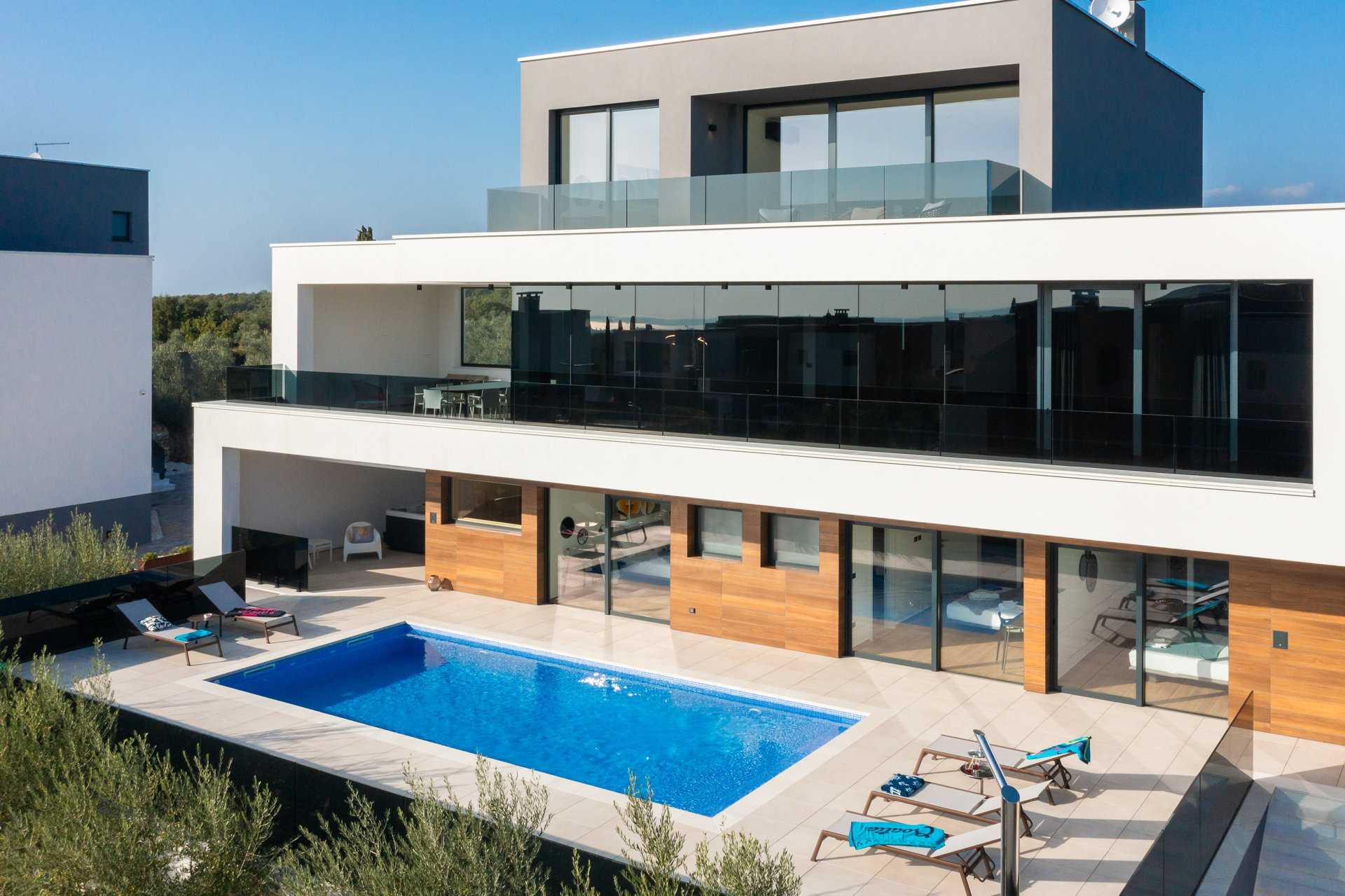 Villa Old Olive Sesta with Pool