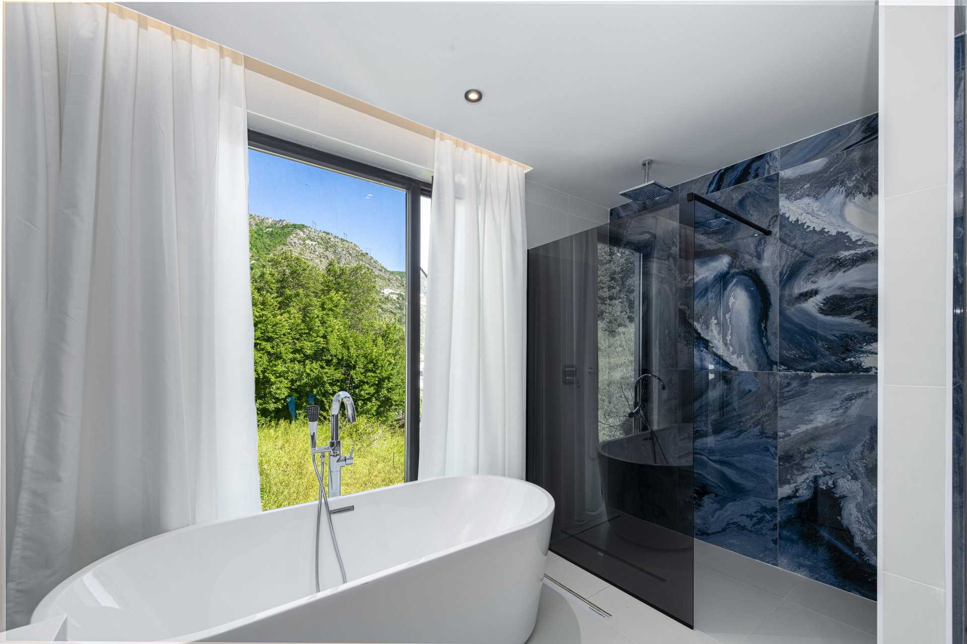 Villa Crystal Bloom with Infinity Pool