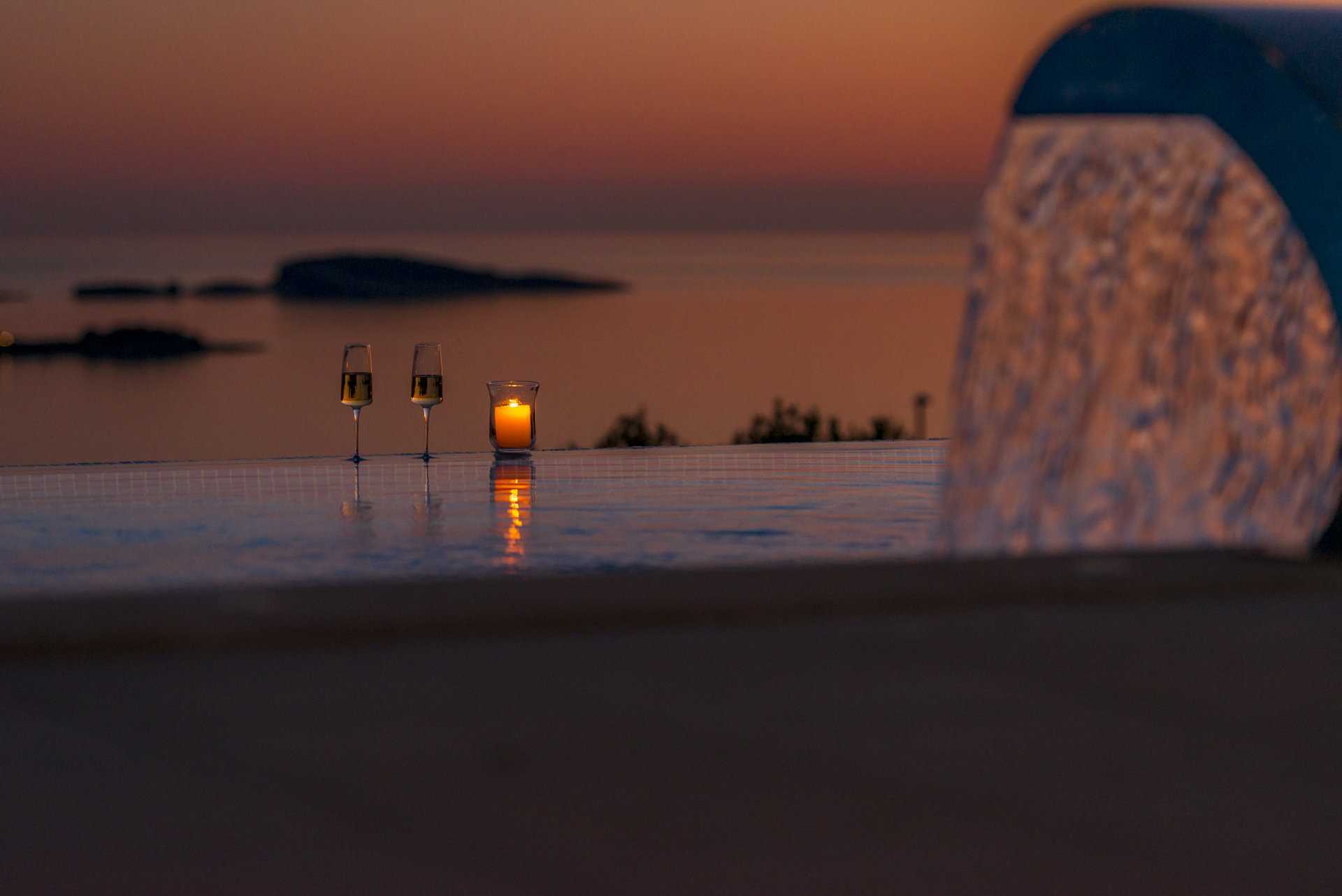 Villa Crystal Bloom with Infinity Pool