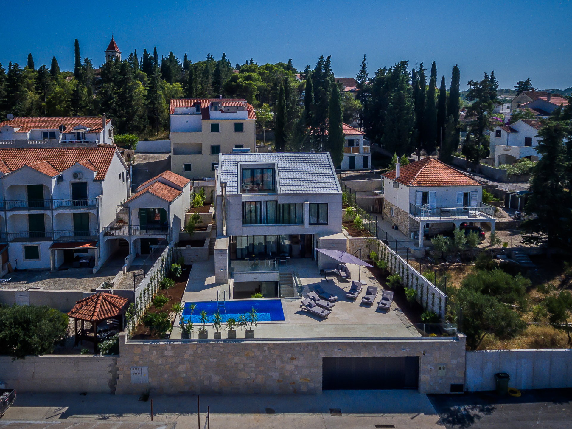 Villa Valleo with Pool