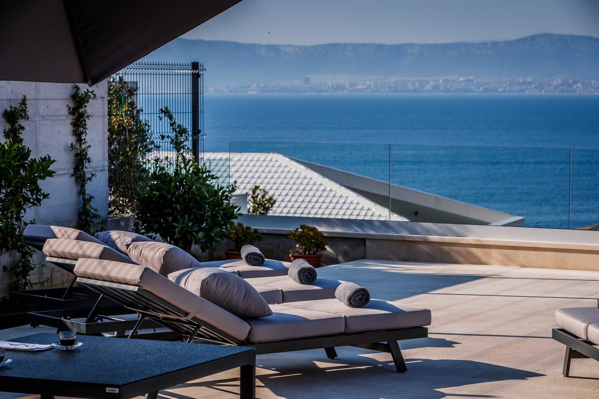 Villa Valleo with Pool