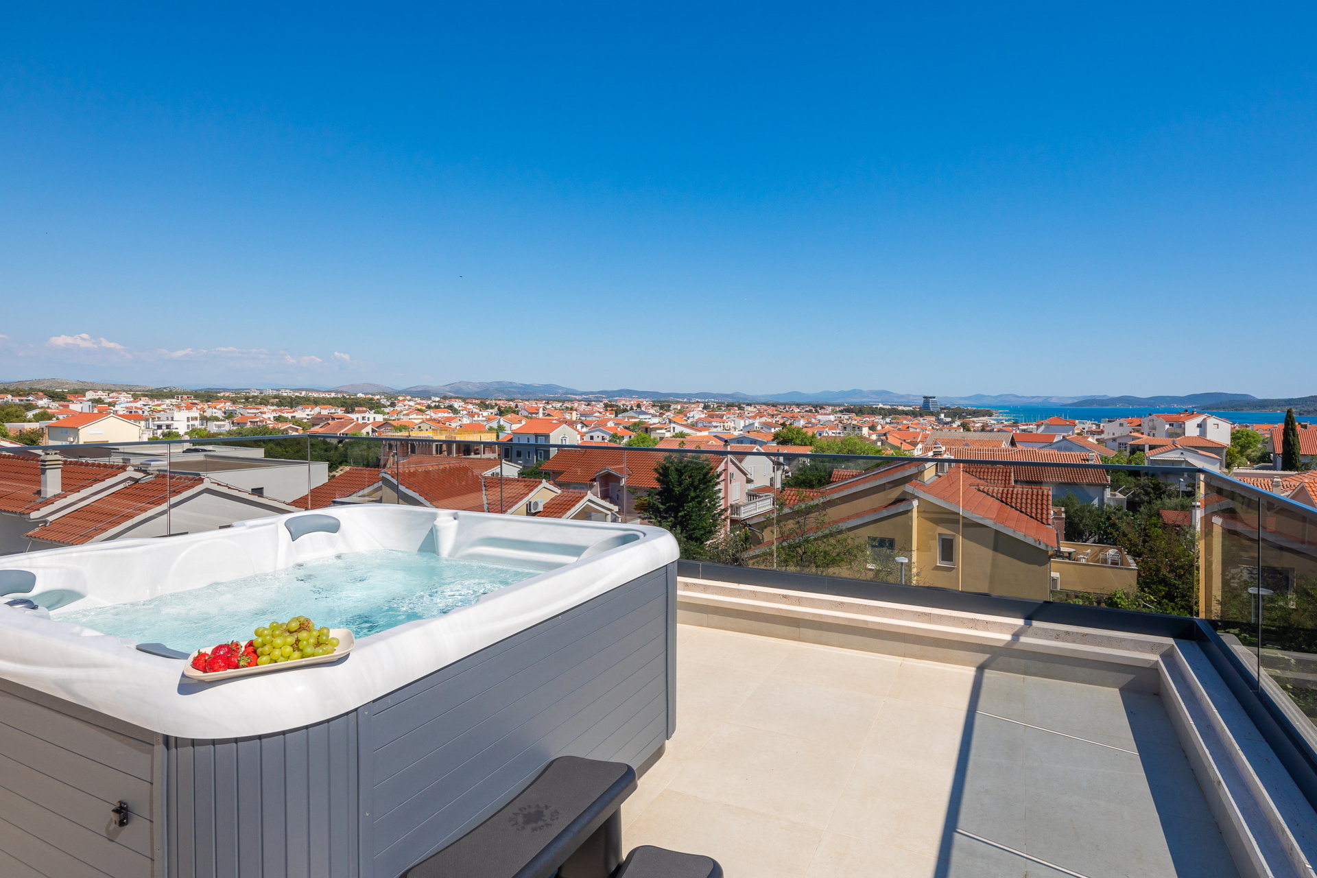 Villa Divina Fortuna with Pool