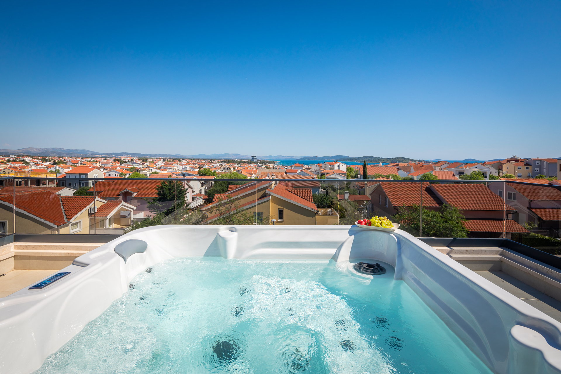 Villa Divina Fortuna with Pool