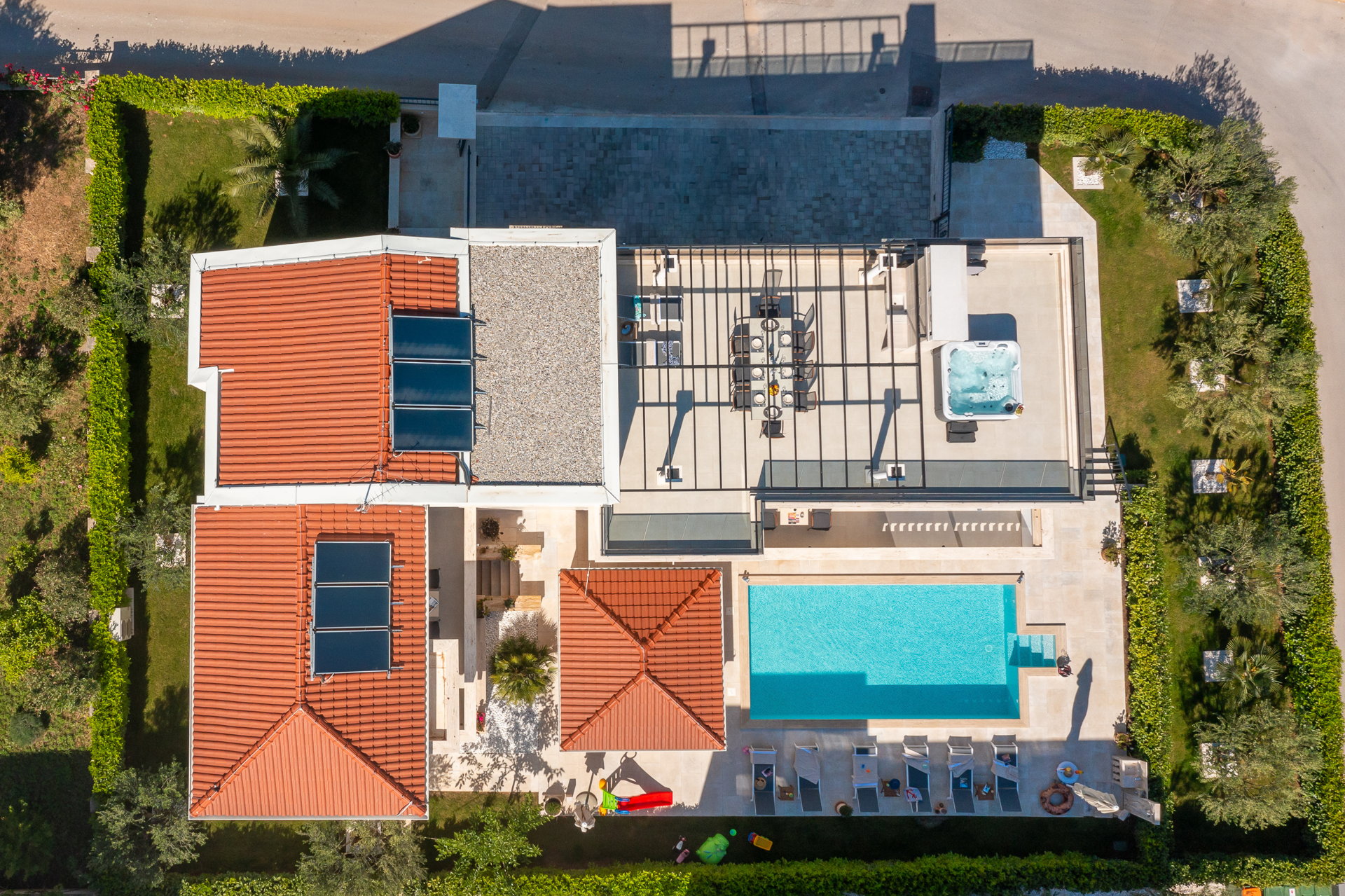 Villa Divina Fortuna with Pool