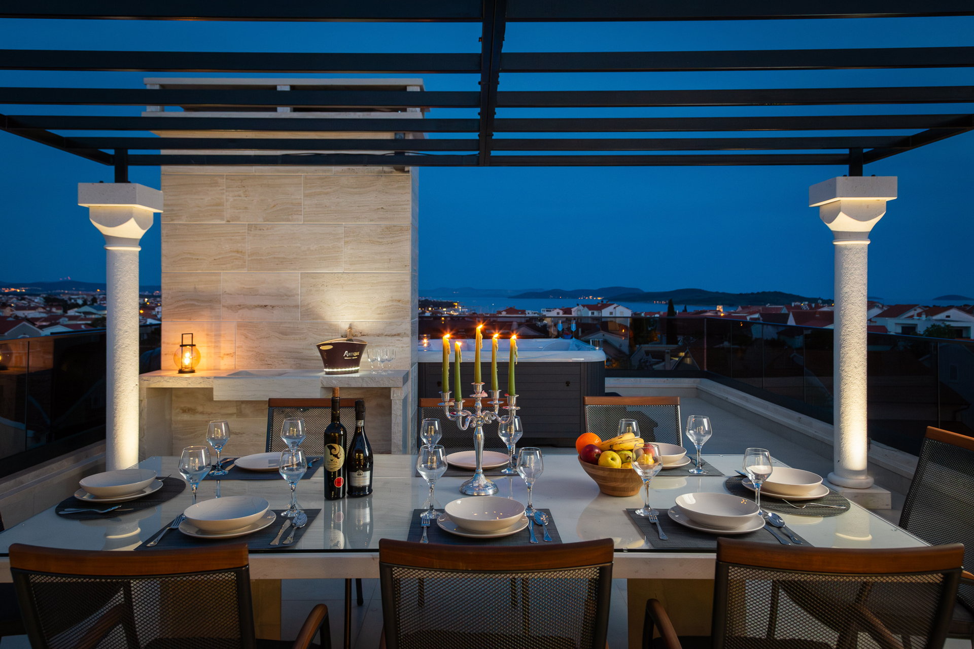 Villa Divina Fortuna with Pool