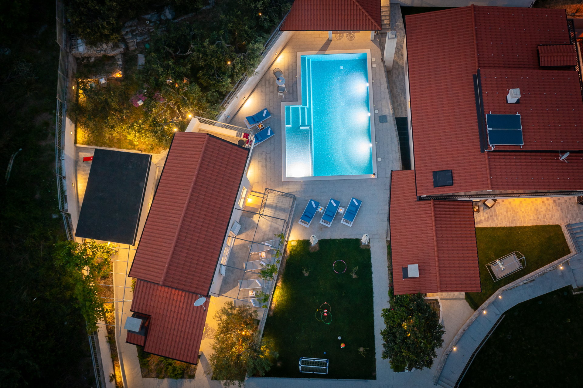 Villa Serenity Gardens with Pool