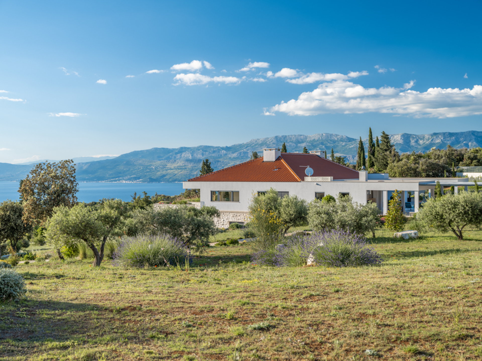 Luxury Villa Sol Levante with Pool