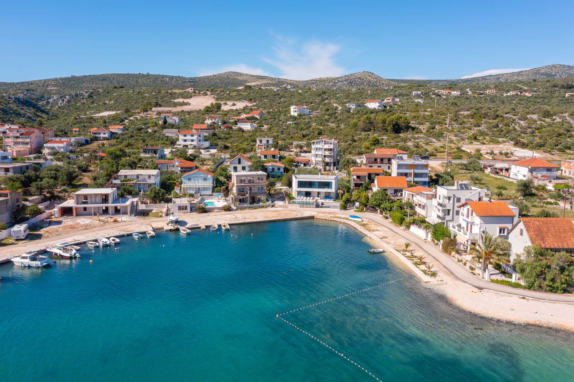 Beachfront Villa Seabird with Pool