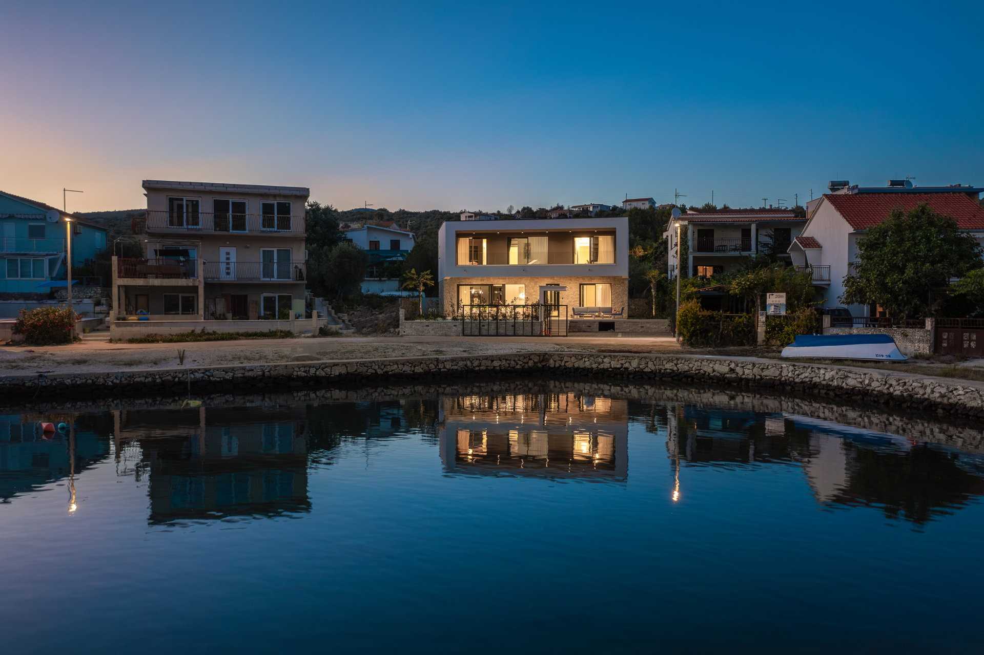 Beachfront Villa Seabird with Pool