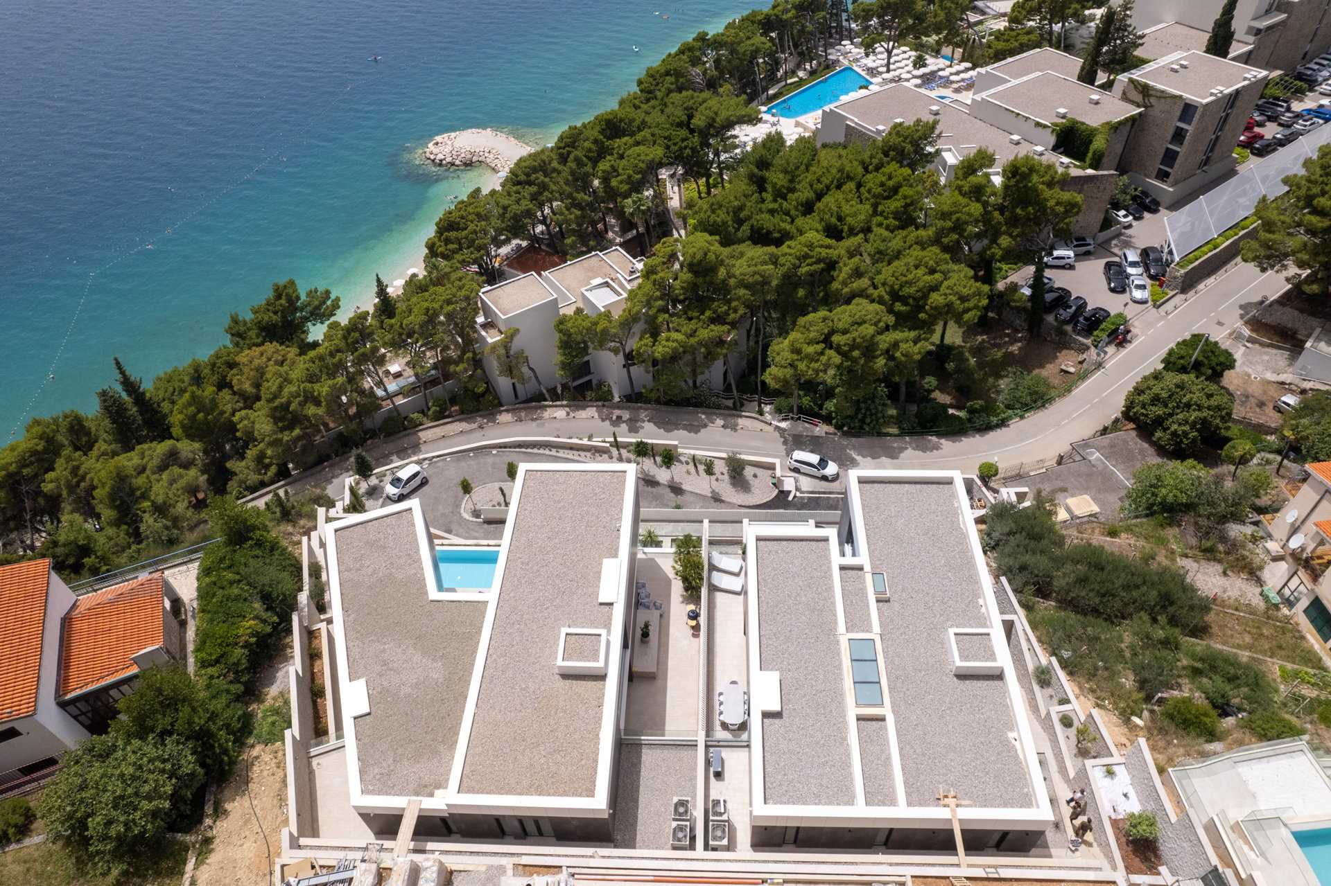 Luxury Villa Beyond Waves with Pool