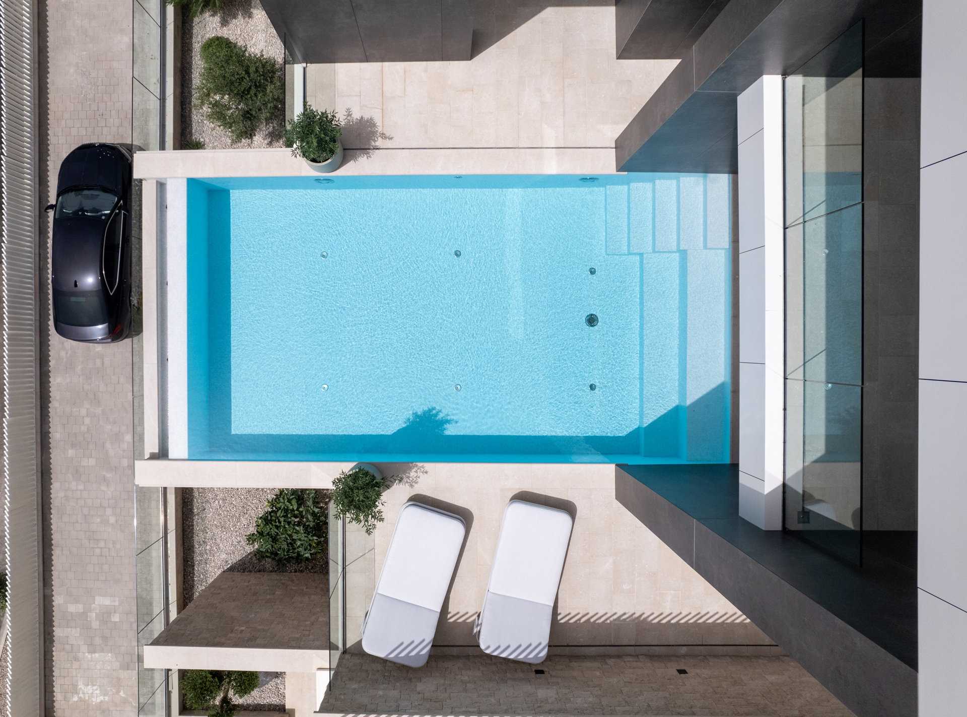 Luxury Villa Beyond Waves with Pool