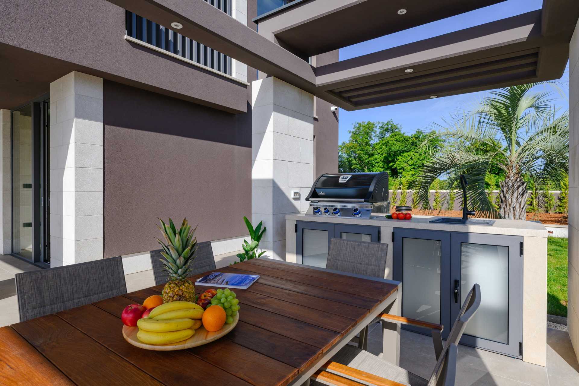 Luxury Villa Astra with Pool