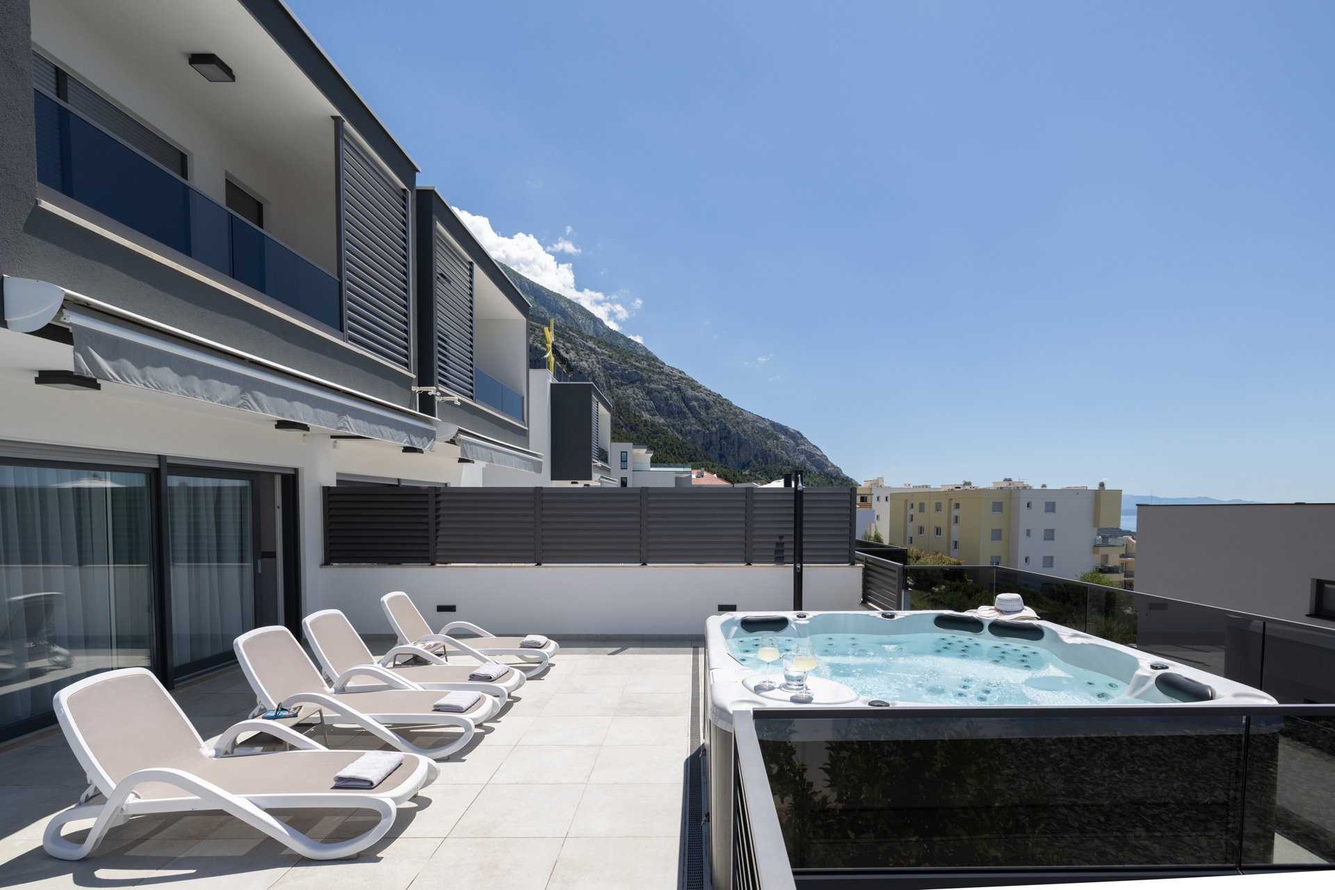 Villa Azulmar with Heated Pool