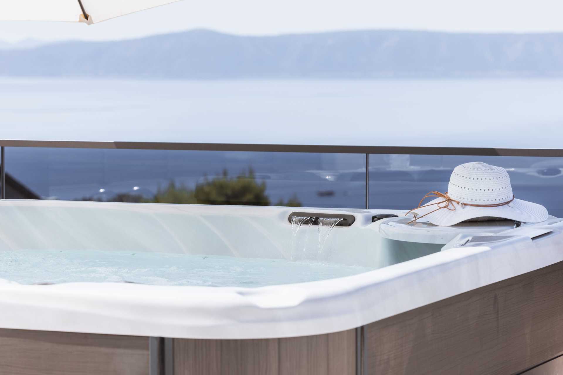 Villa Mareluna with Heated Pool