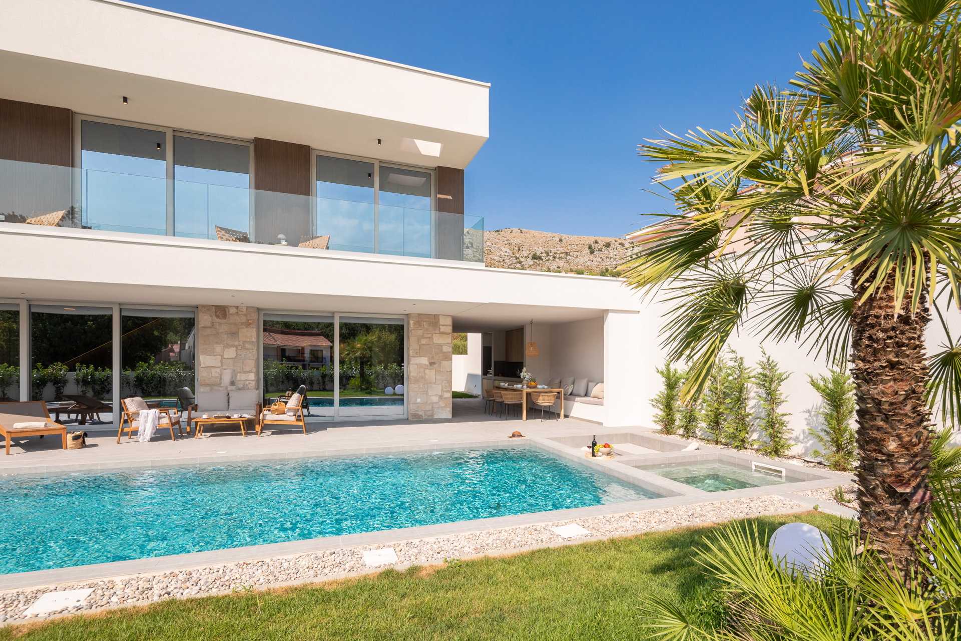 Villa ZaLú with Heated Pool