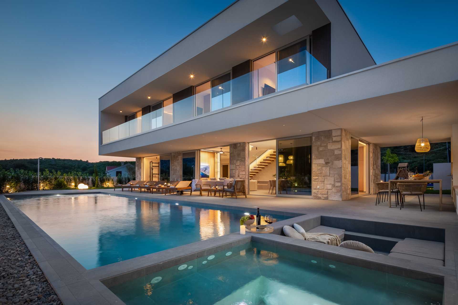 Villa ZaLú with Heated Pool