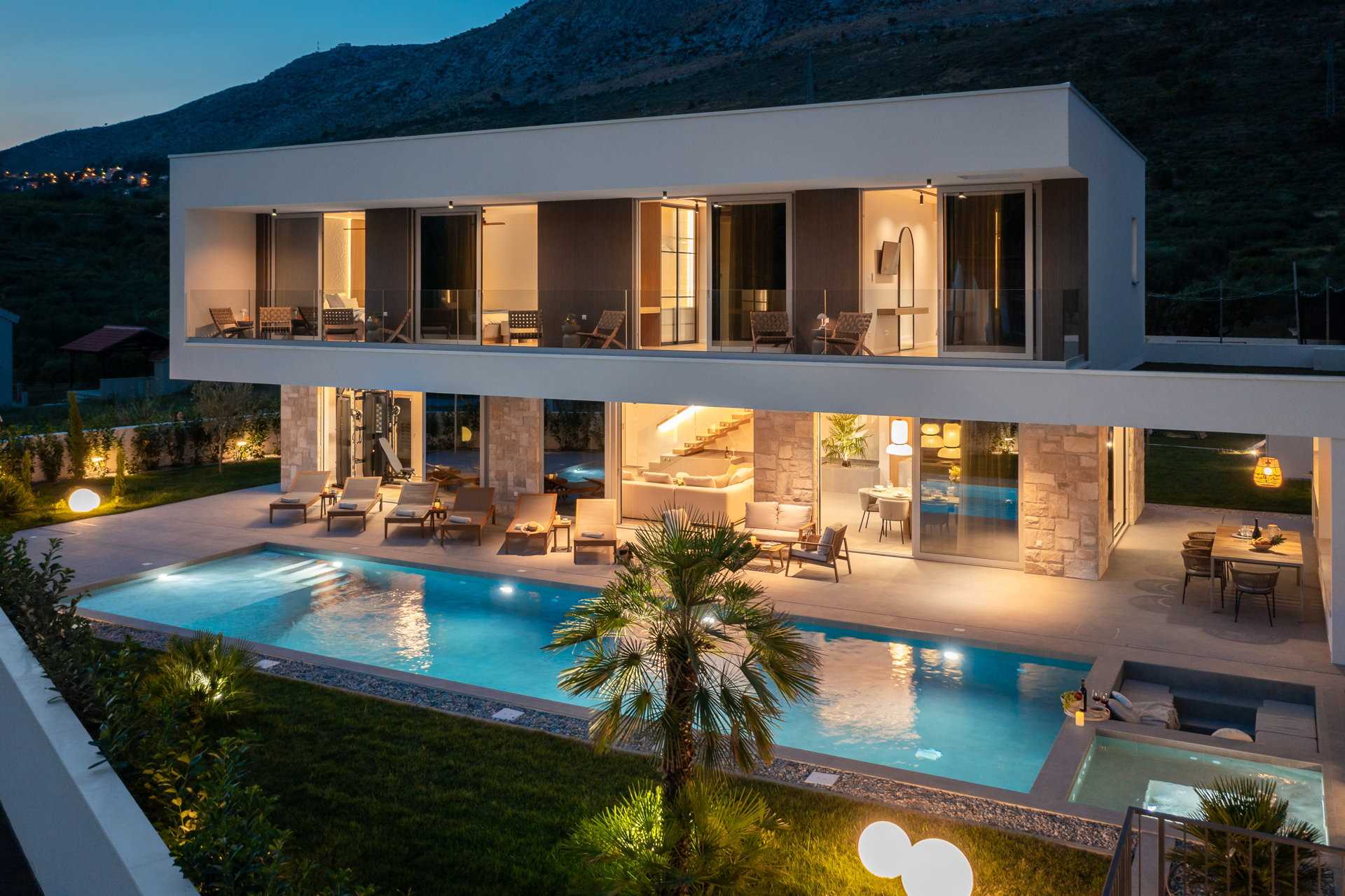 Villa ZaLú with Heated Pool
