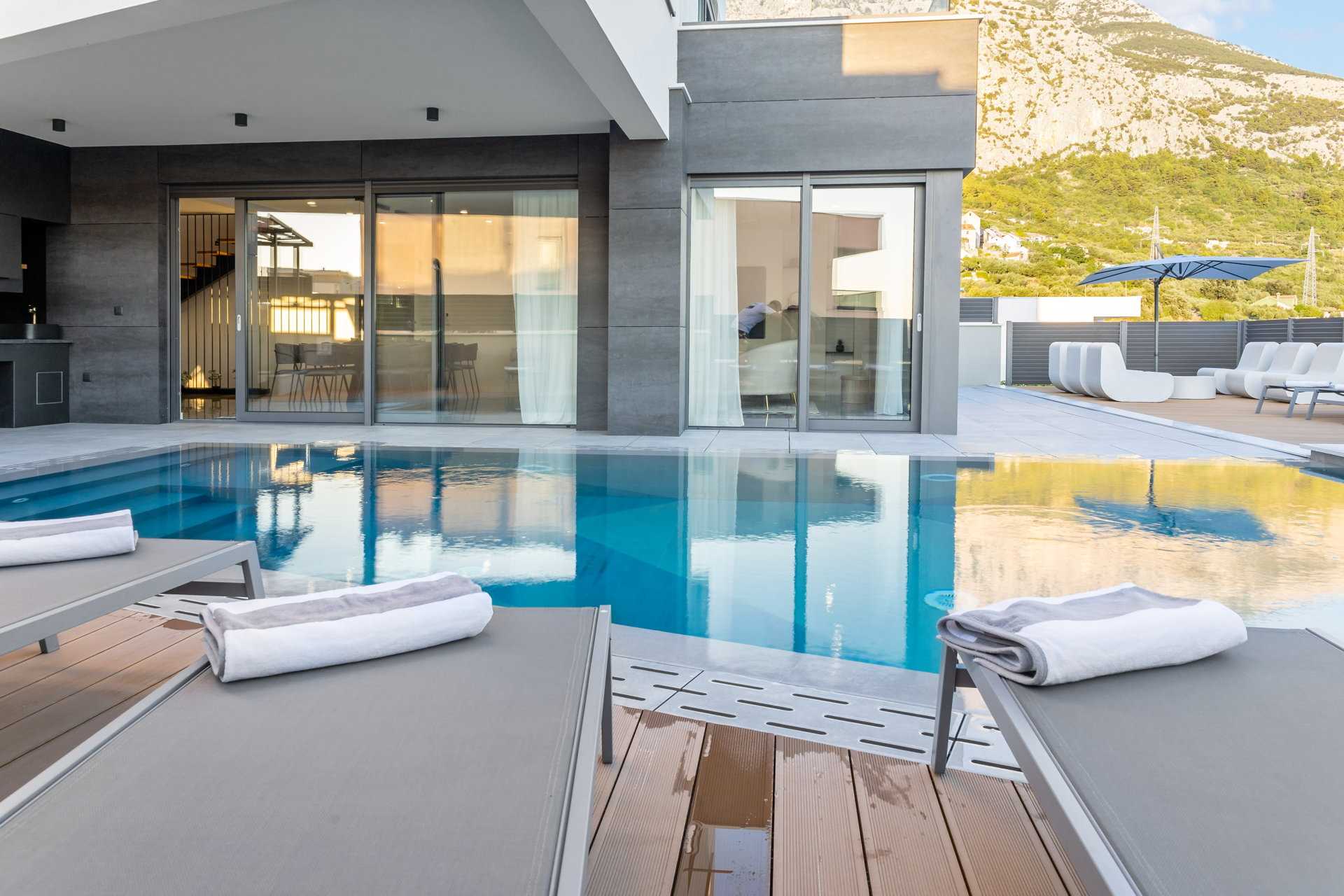 Villa Mosaicus with Pool
