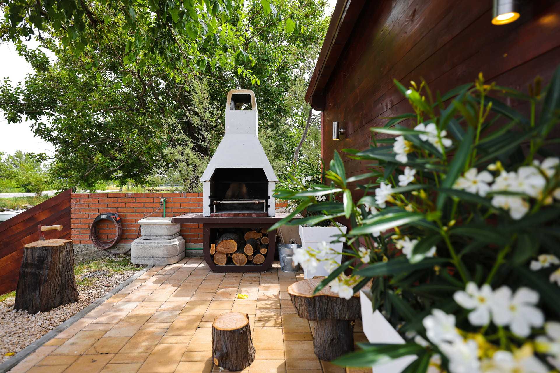 Villa Aquaterra with pool