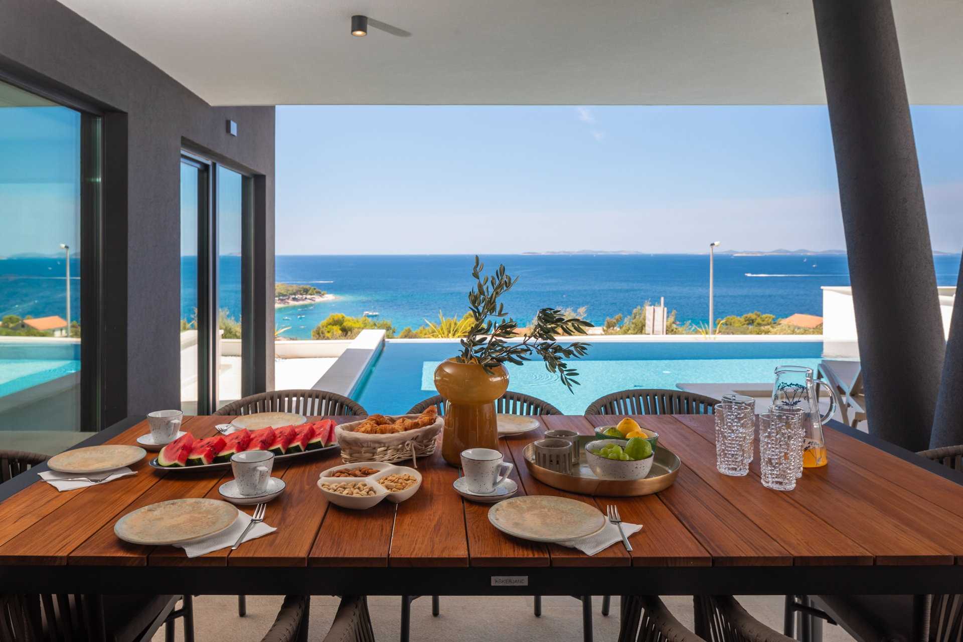 Villa Sea Song with Pool