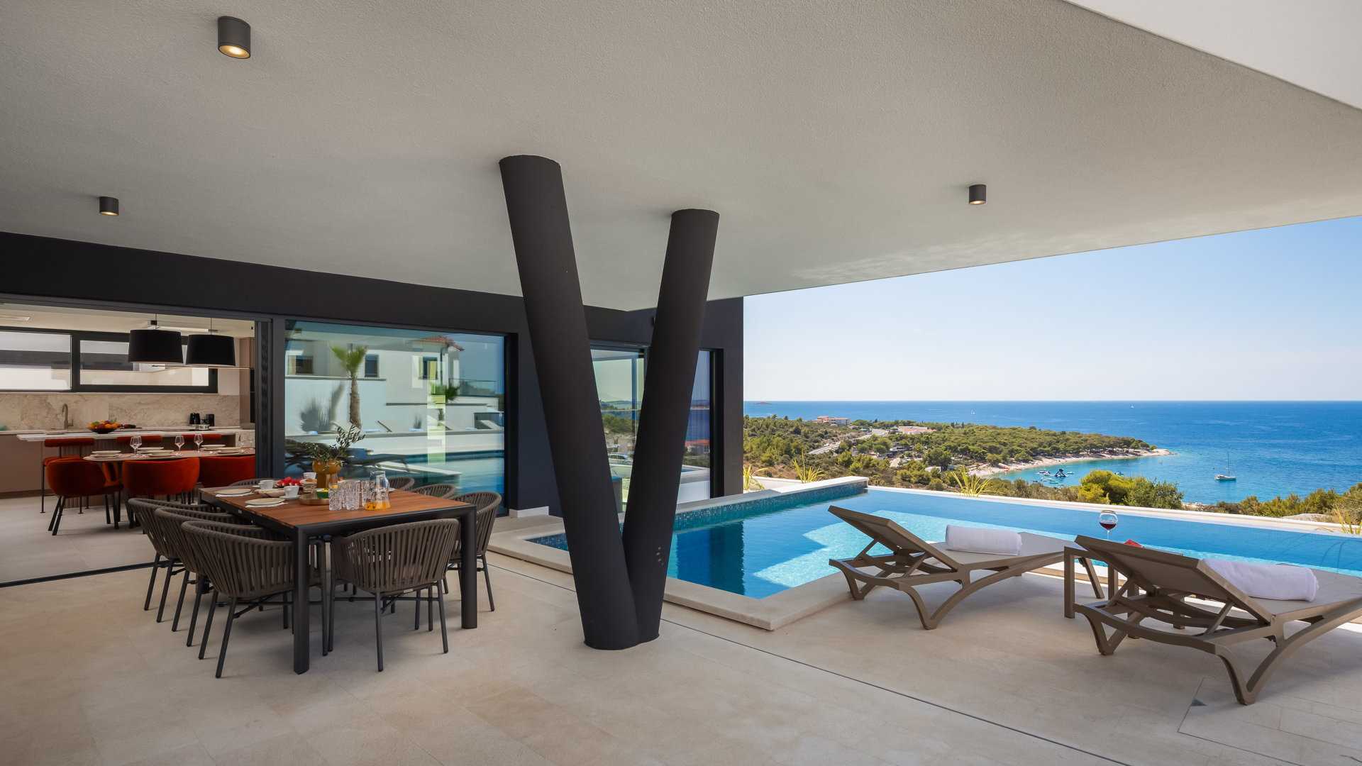 Villa Sea Song with Pool