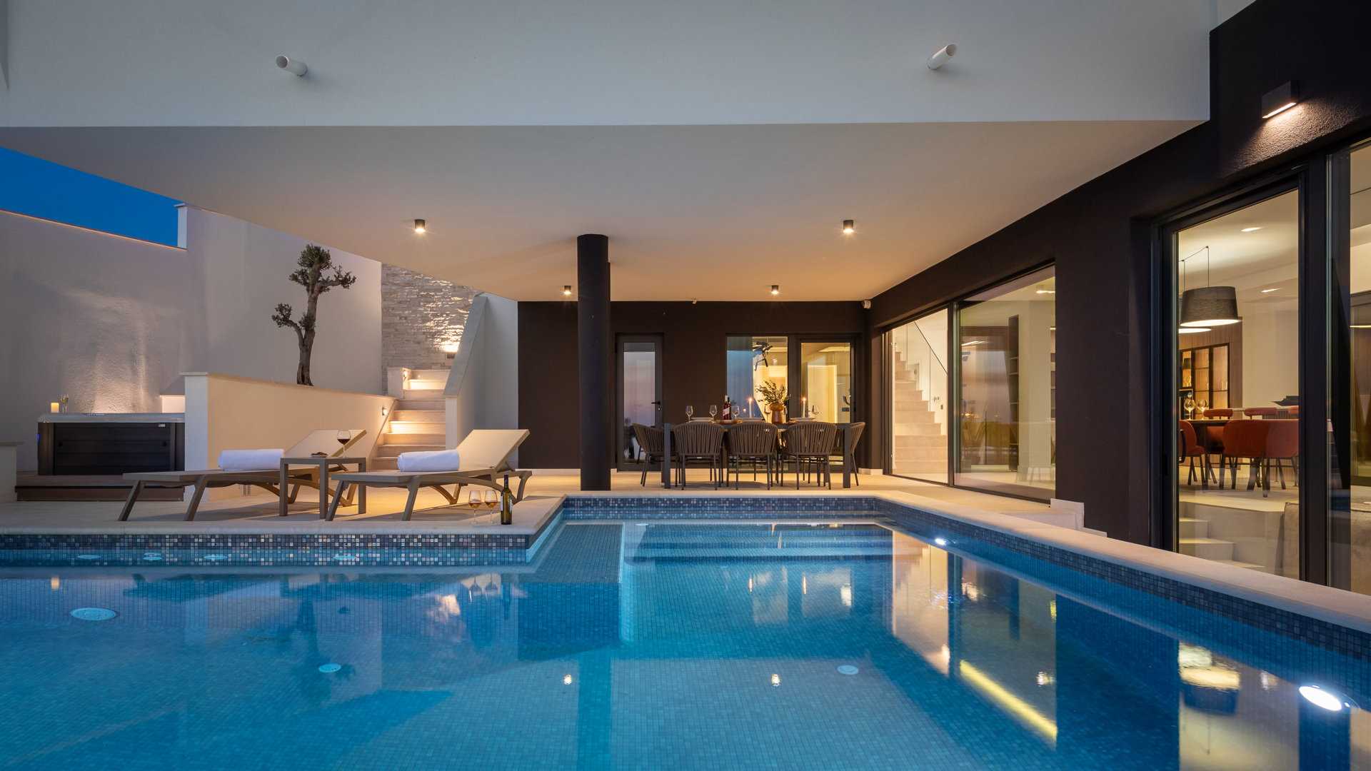 Villa Sea Song with Pool