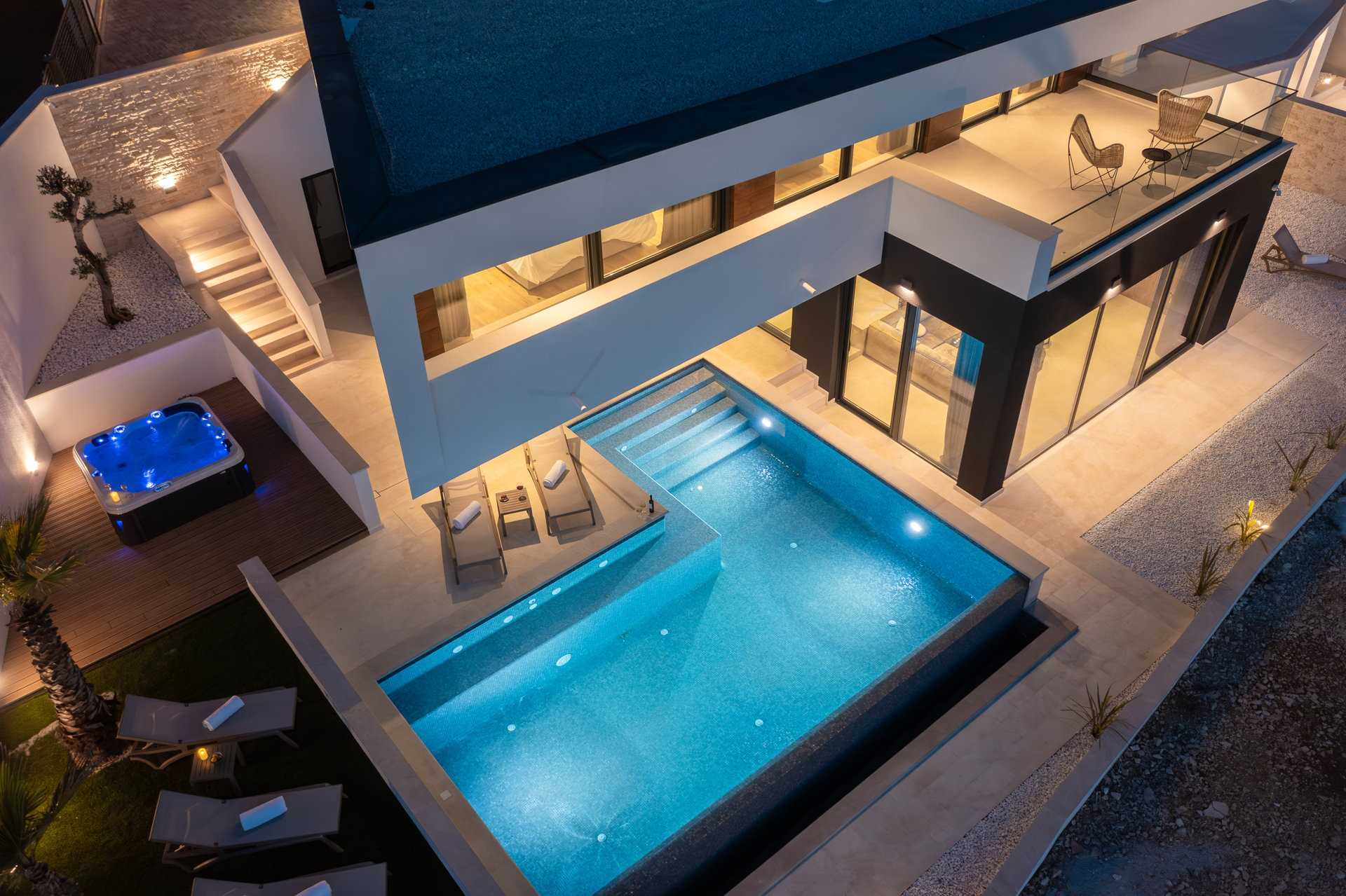 Villa Sea Song with Pool