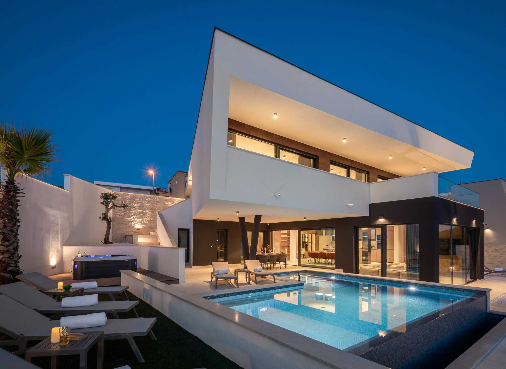 Villa Sea Song with Pool