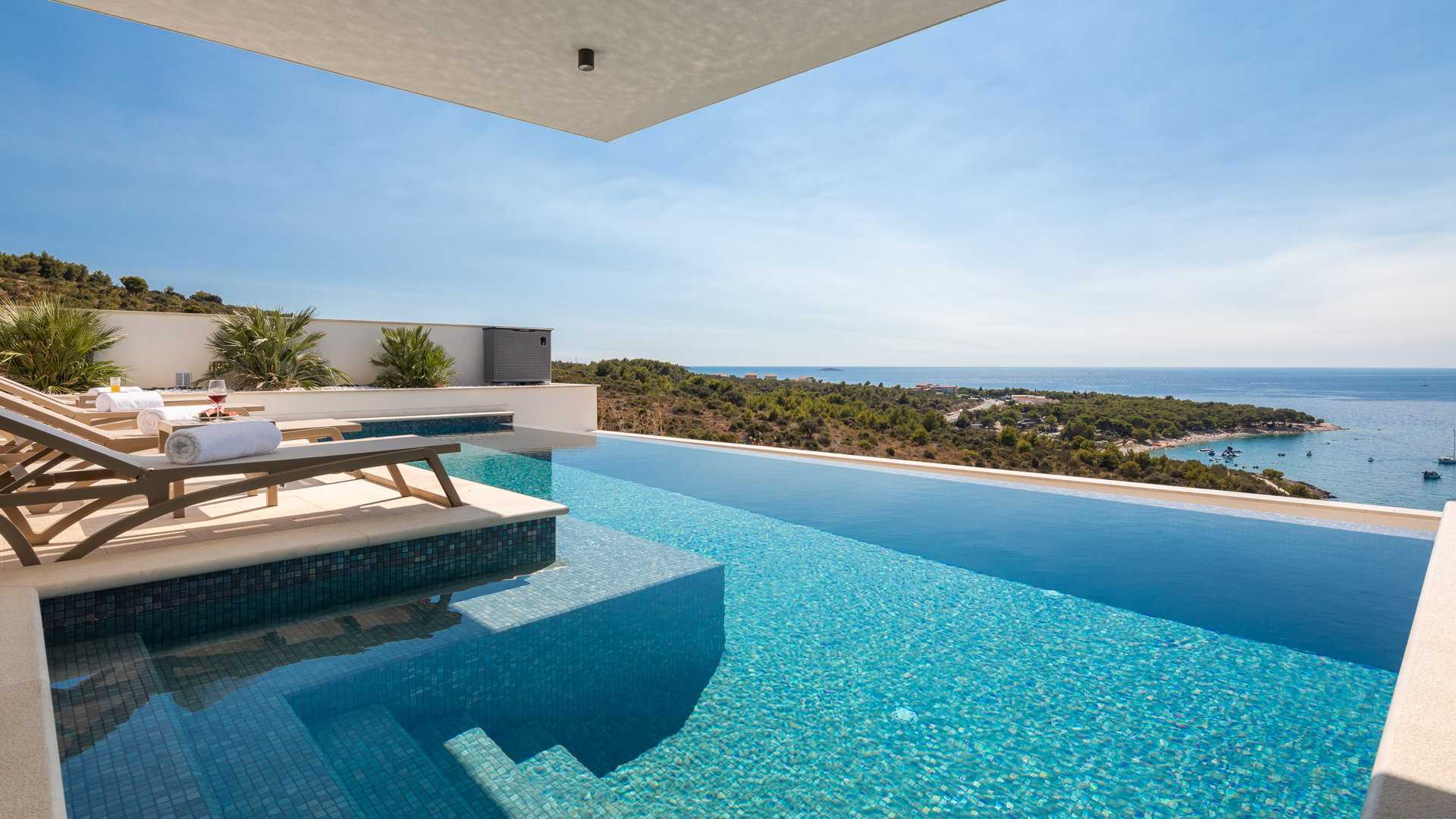 Villa Sea Grace with Pool