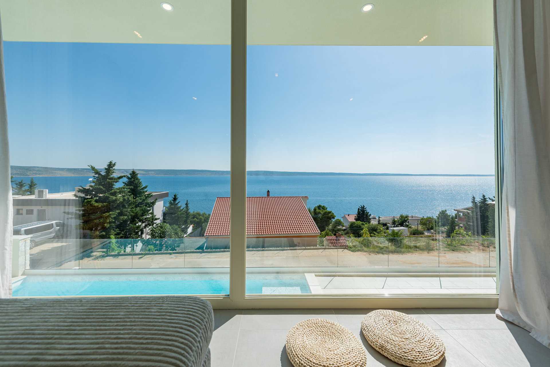 Villa Lumaria with Pool