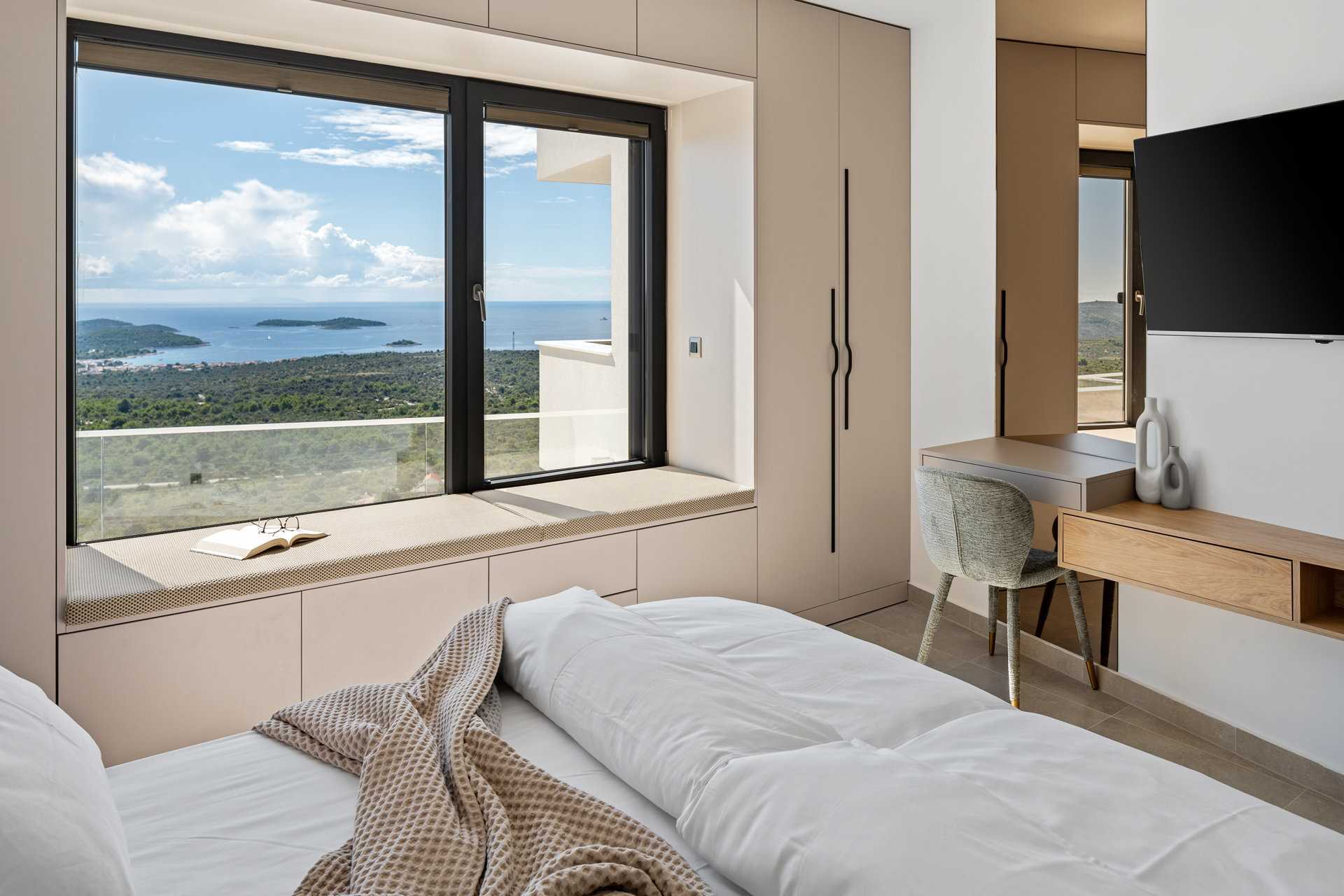 Luxury Villa Eloria with Pool