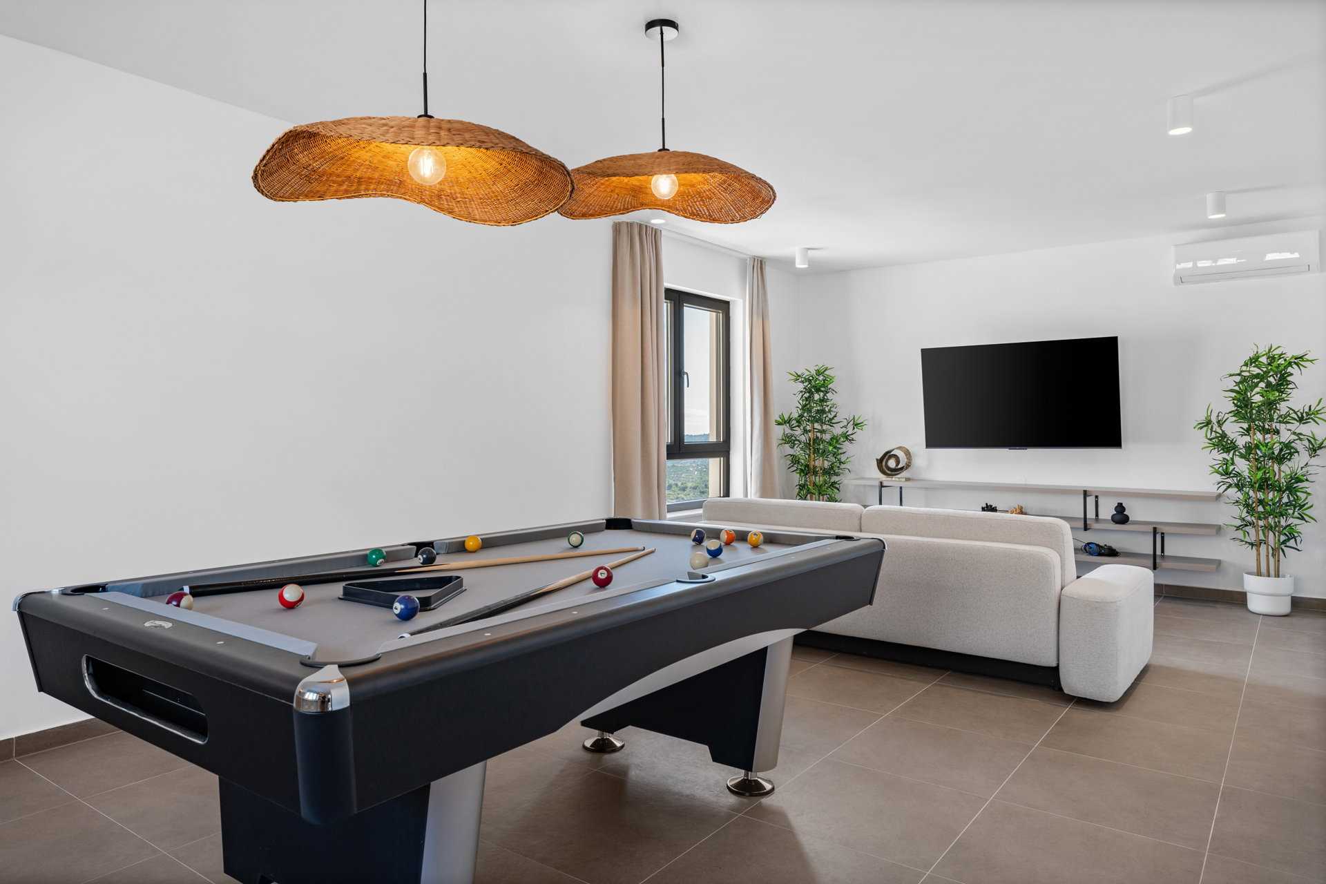 Luxury Villa Eloria with Pool