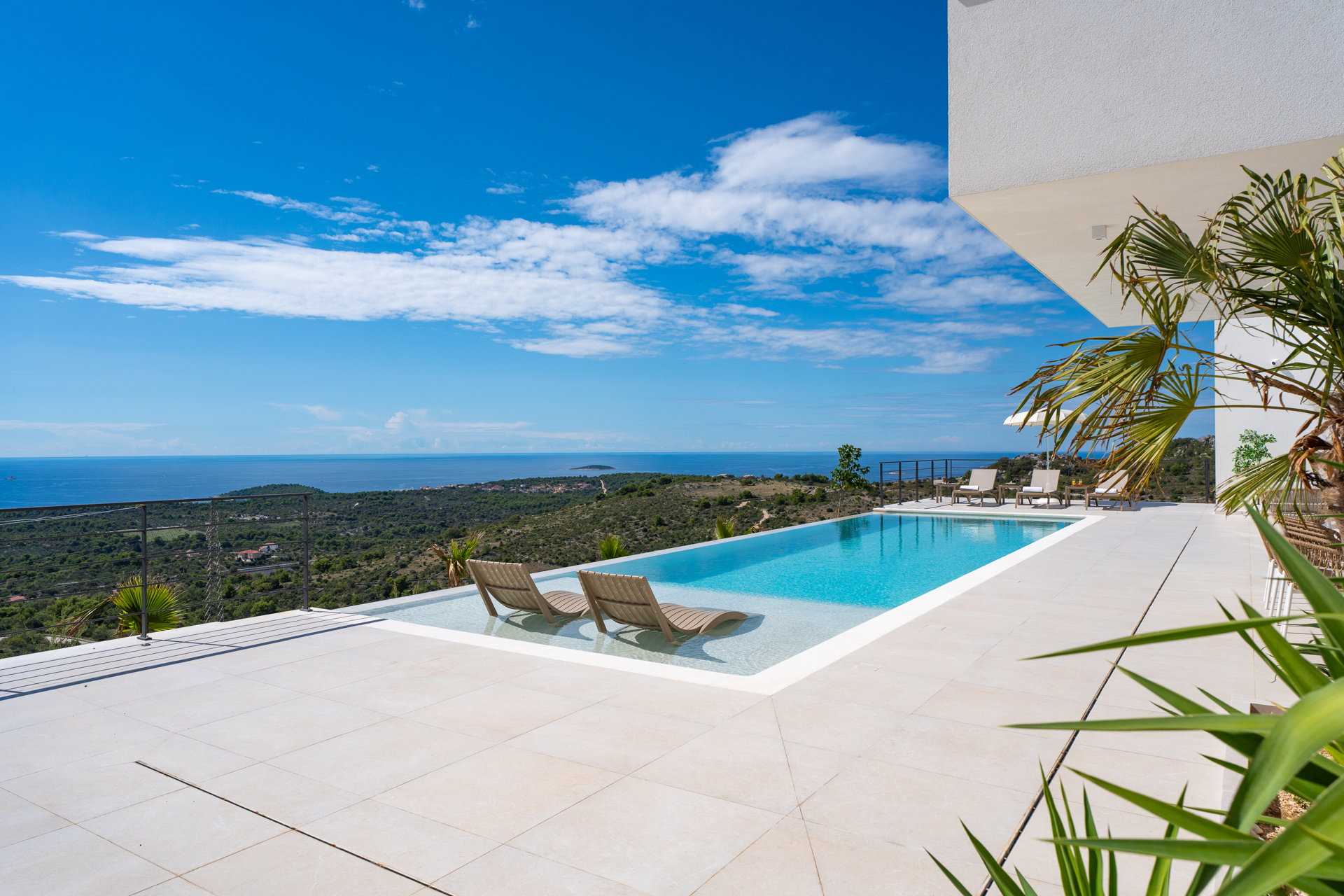Luxury Villa Eloria with Pool