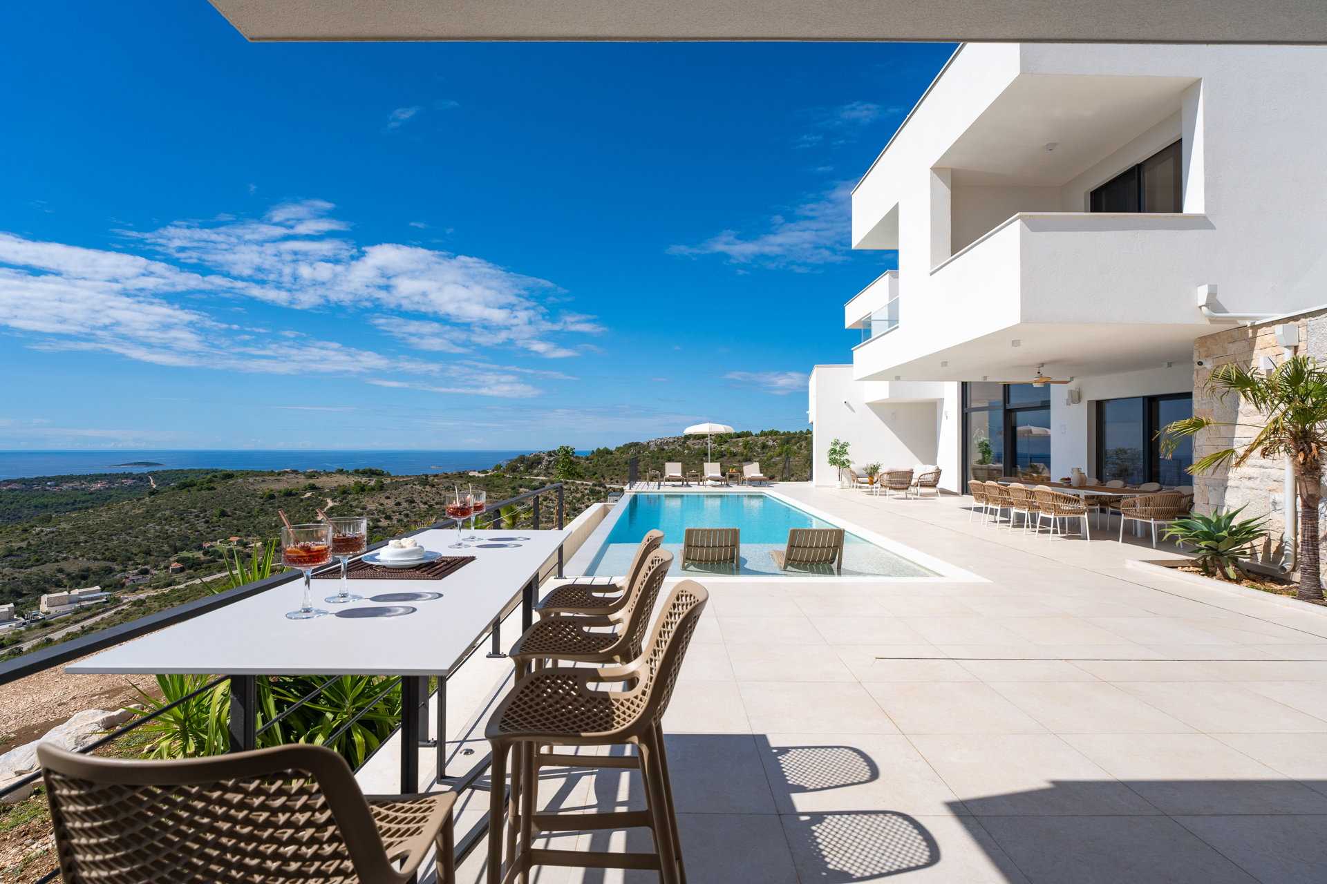 Luxury Villa Eloria with Pool