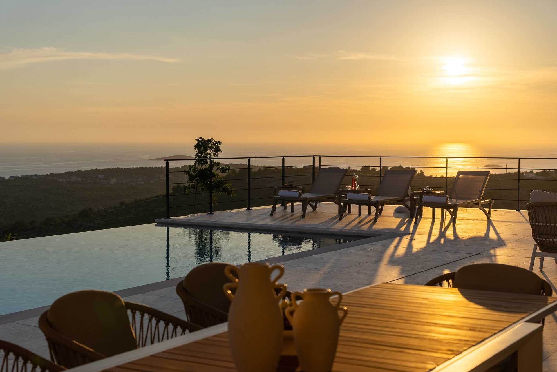 Luxury Villa Eloria with Pool