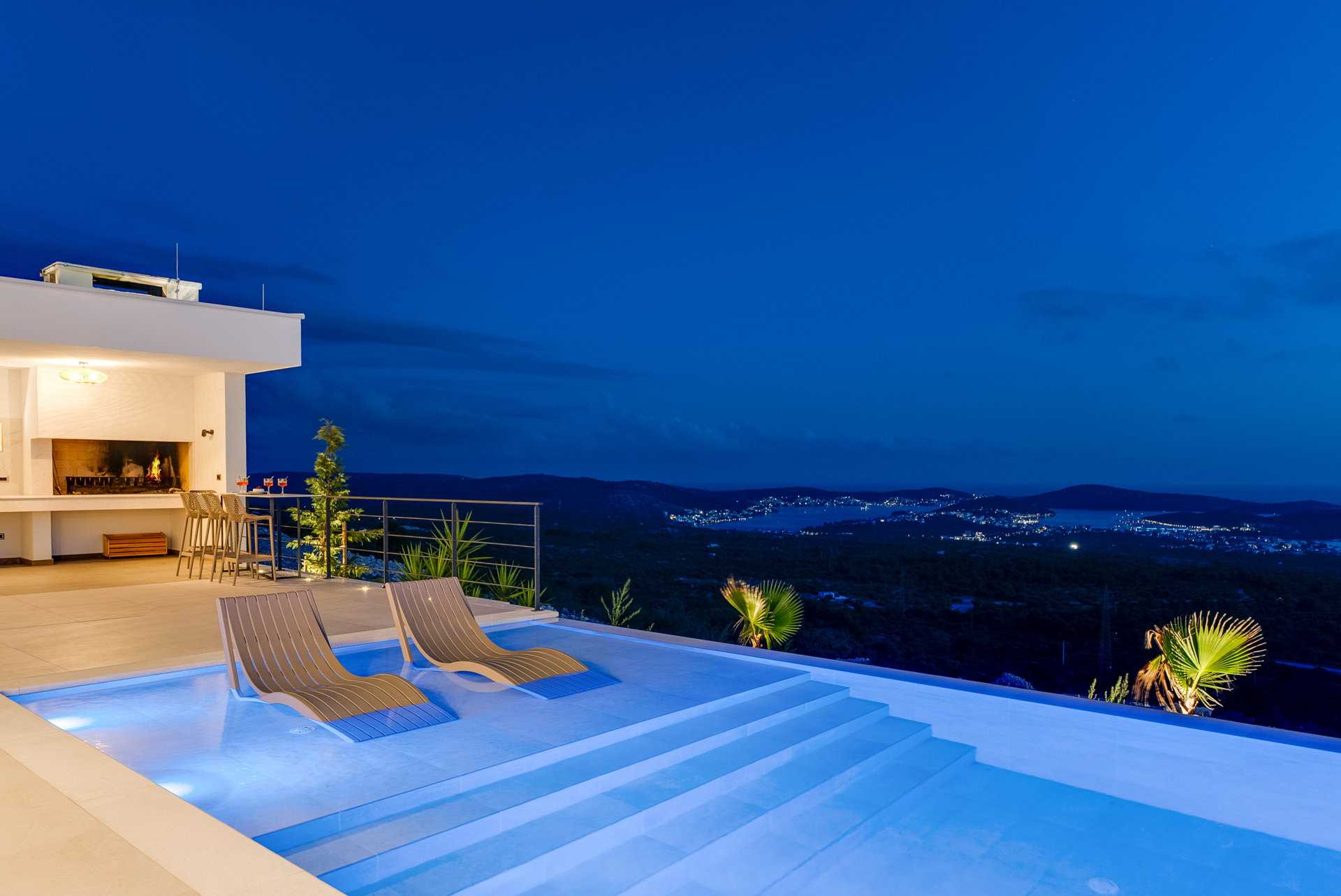 Luxury Villa Eloria with Pool