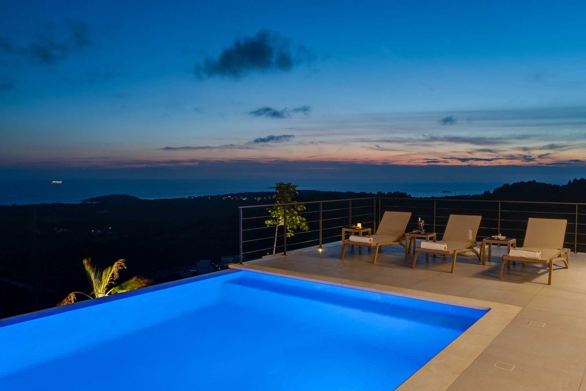 Luxury Villa Eloria with Pool