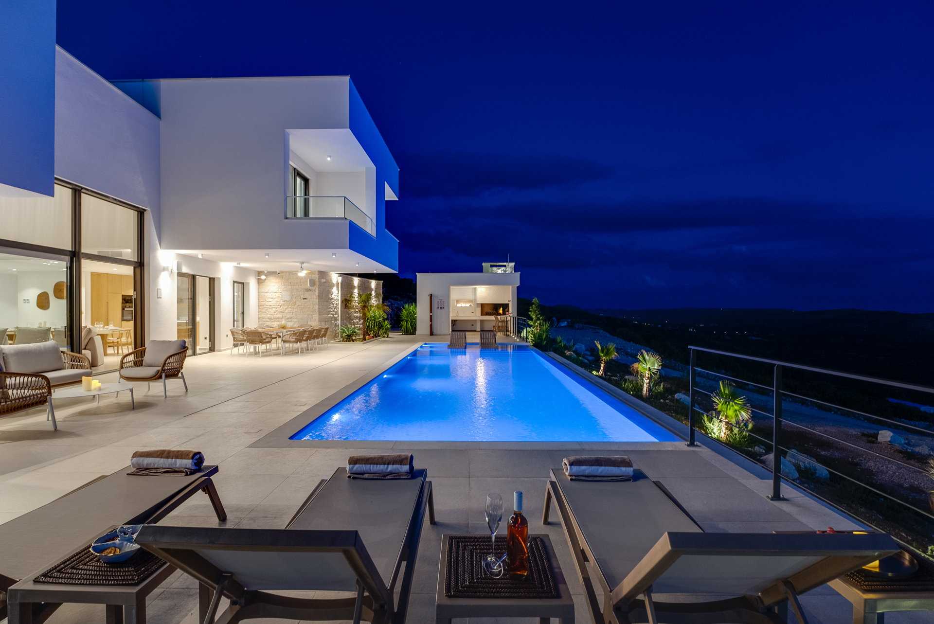 Luxury Villa Eloria with Pool