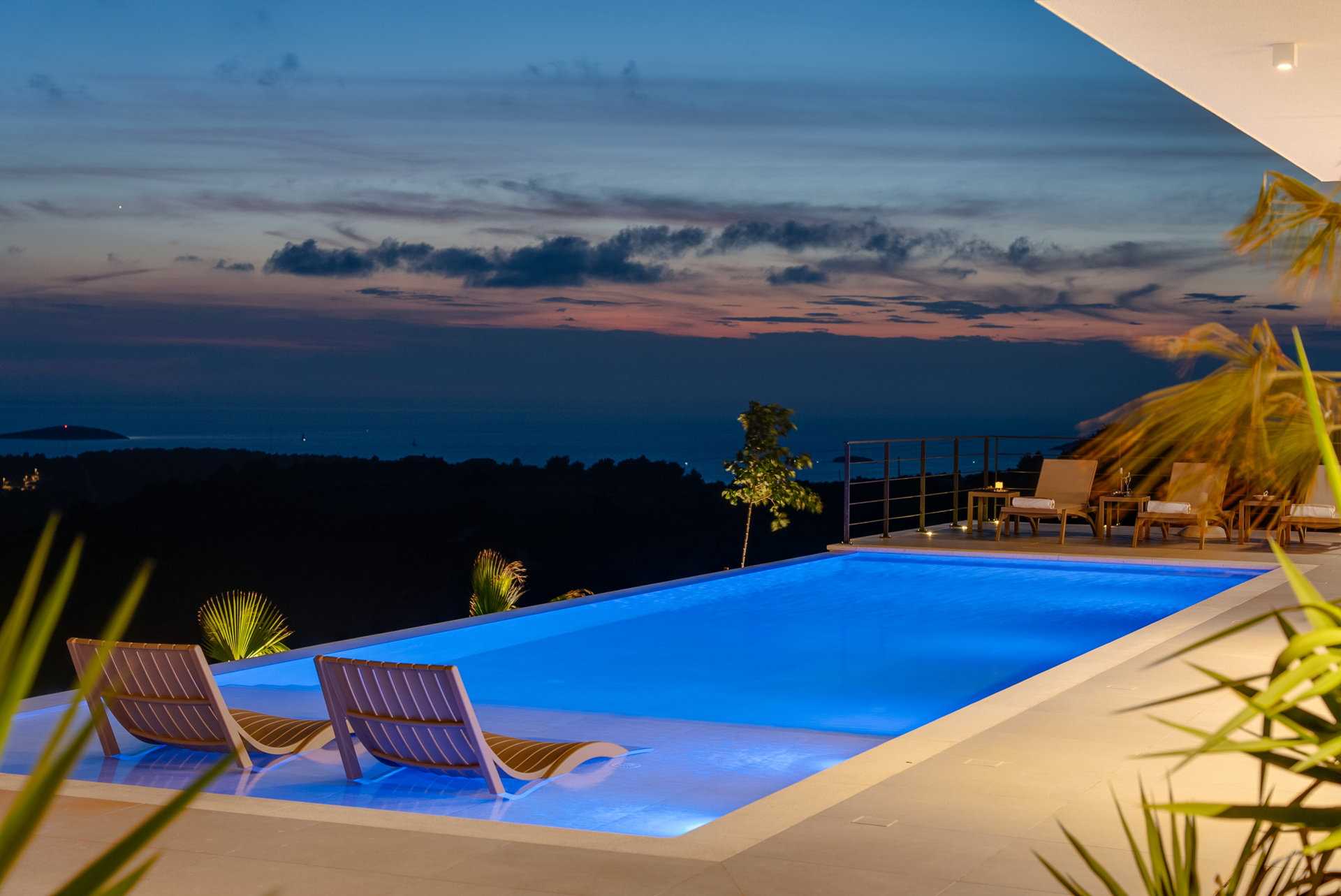 Luxury Villa Eloria with Pool