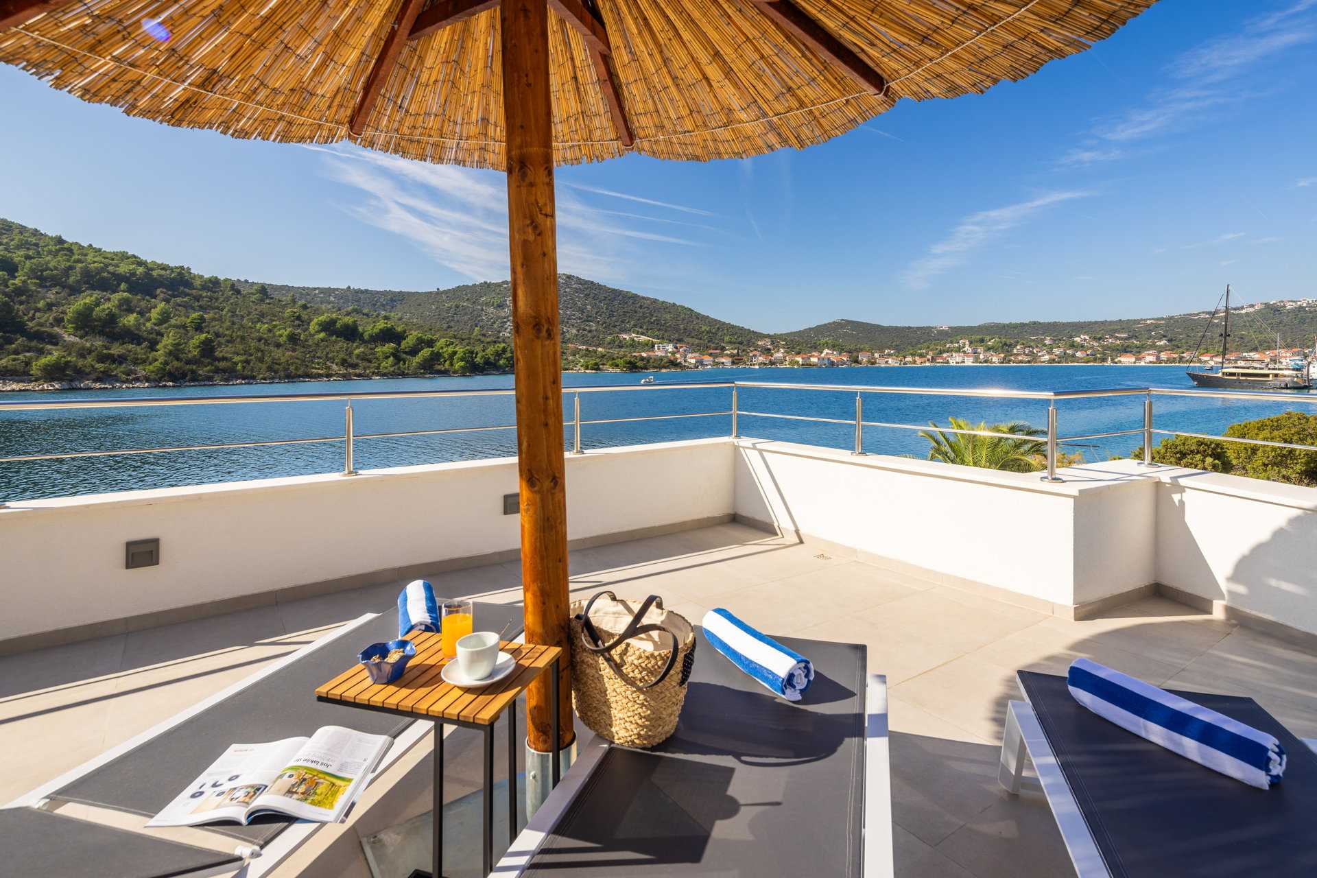 Beachfront Villa Mila M with Pool
