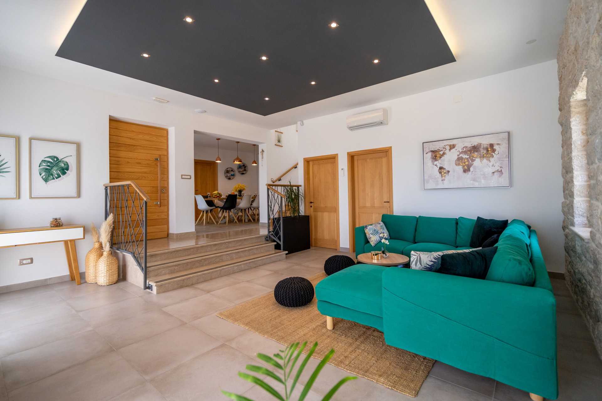 Villa Blue Ivy with Heated Pool