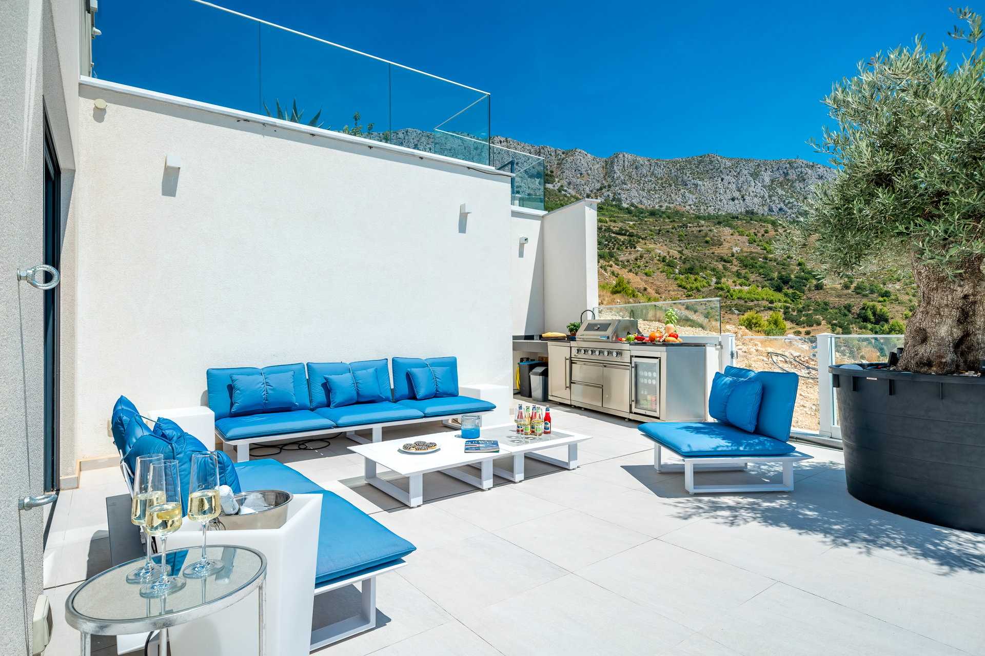 Villa Chameleon with Pool